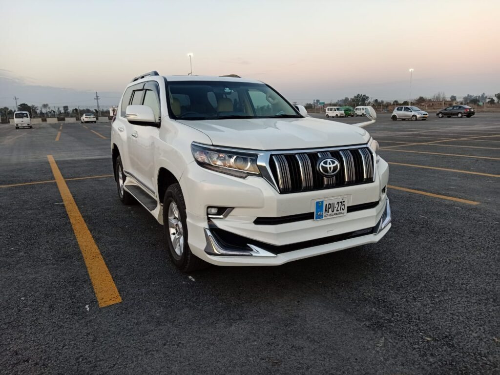 Toyota Prado For Rent in Lahore